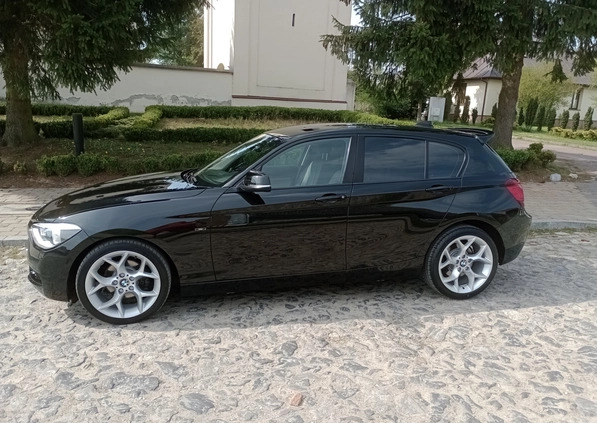 BMW Seria 1 cena 35999 przebieg: 220000, rok produkcji 2011 z Nowe Brzesko małe 742
